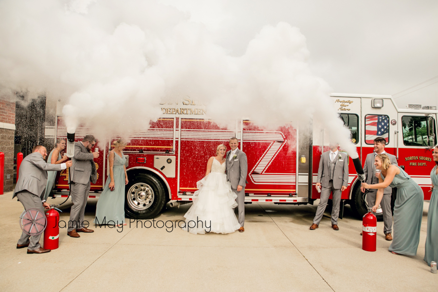 michigan wedding photographer