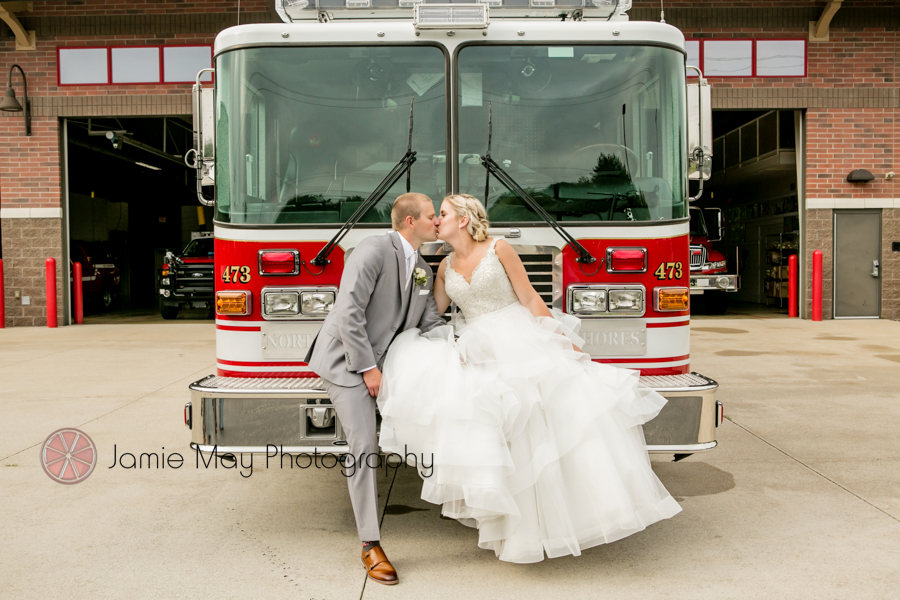 michigan wedding photographer