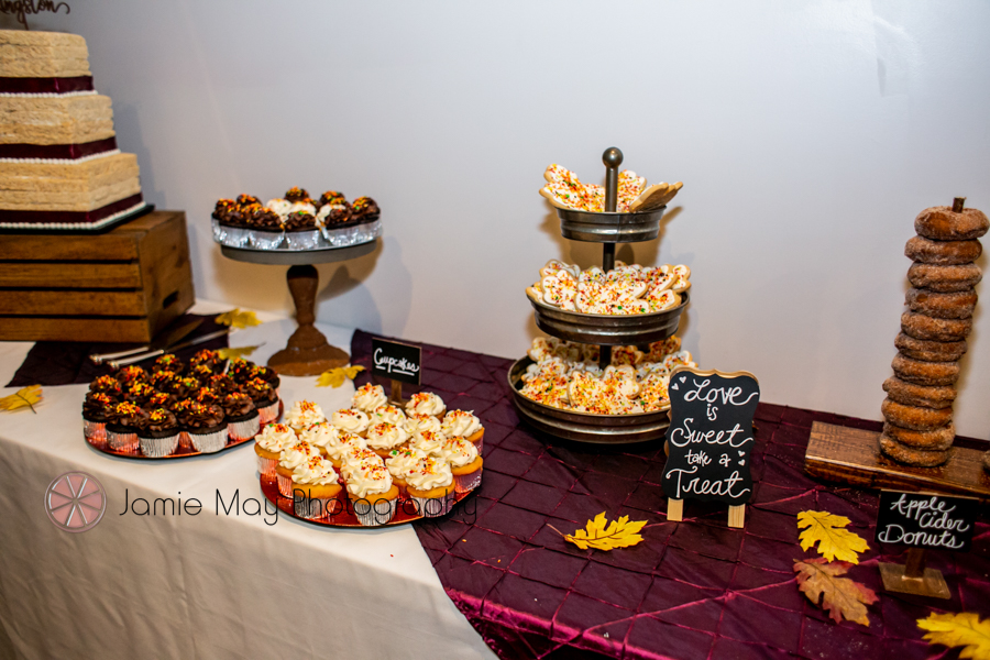 fall themed weddings