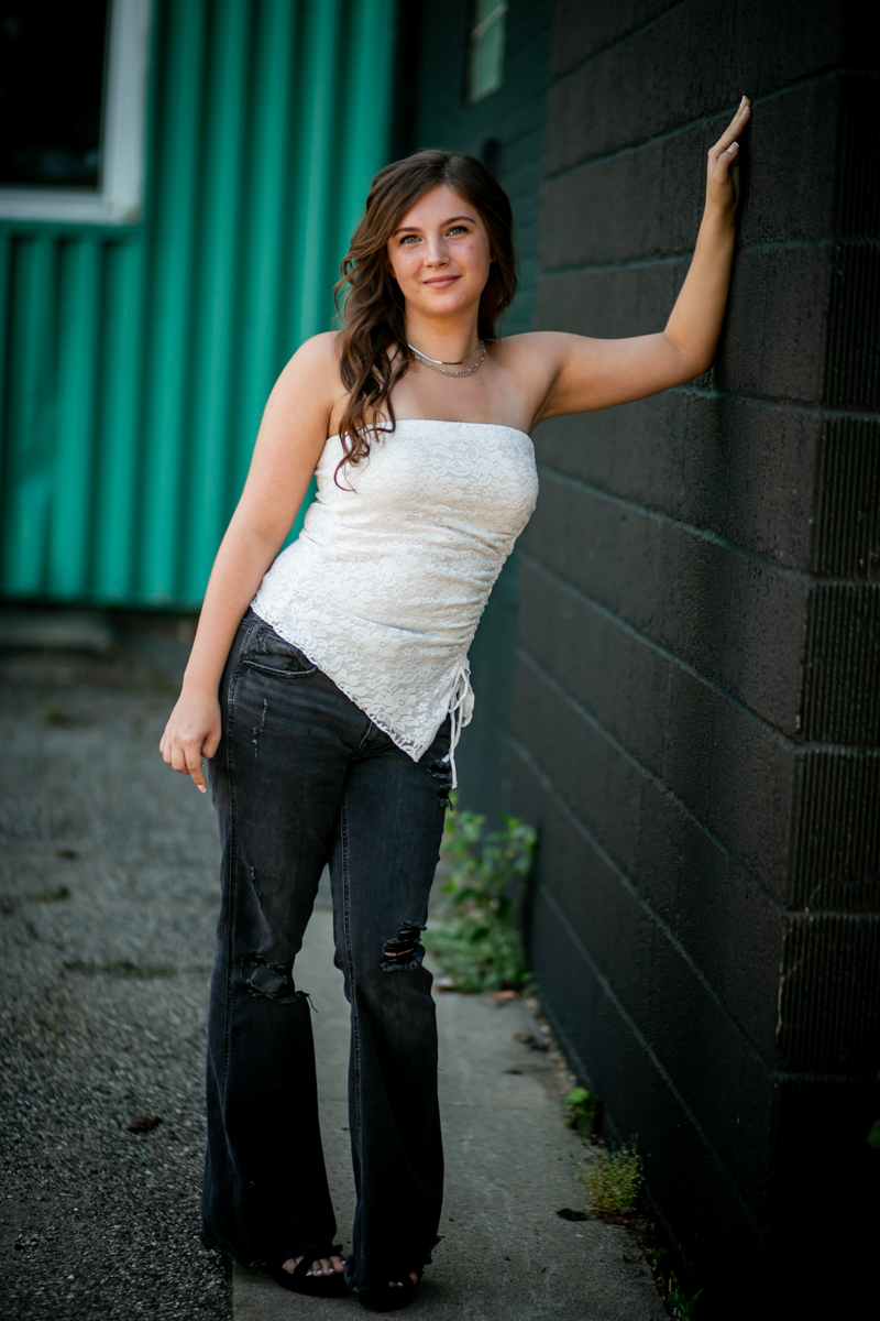 senior pictures on the lakeshore