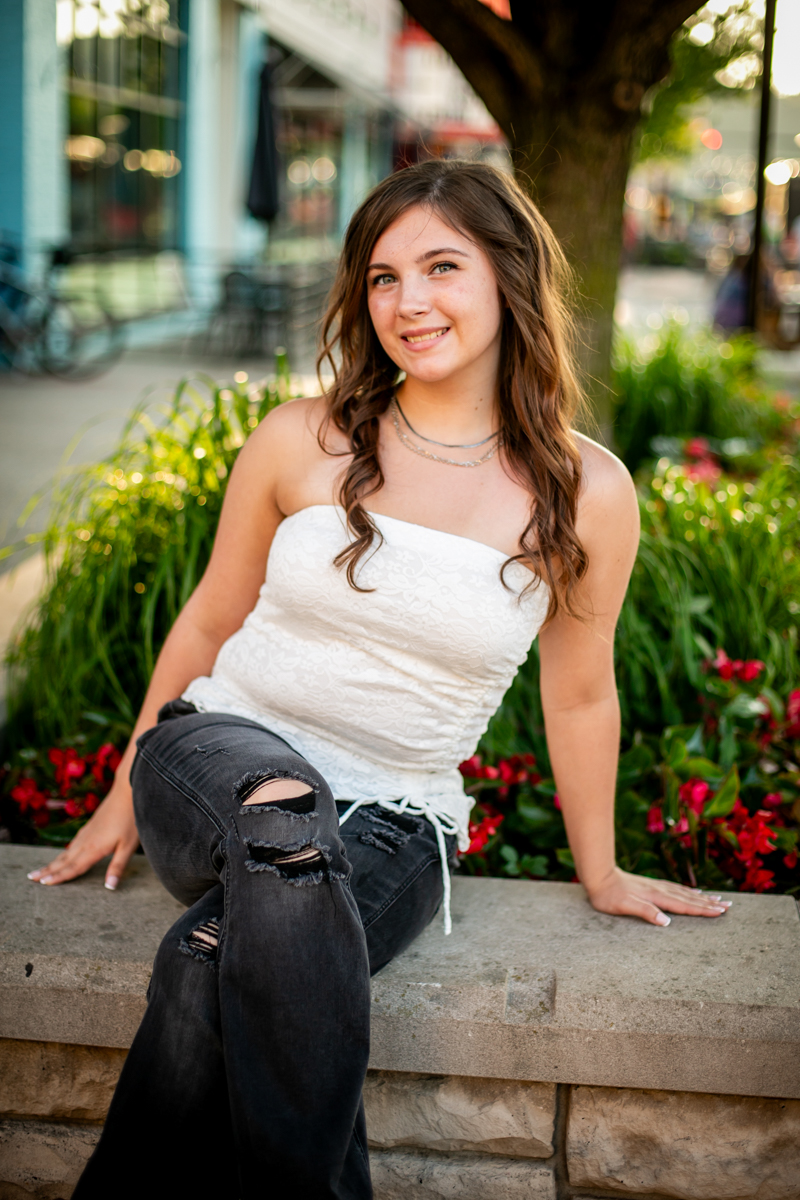 senior pictures on the lakeshore