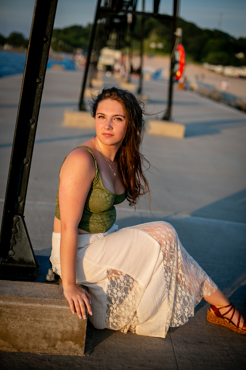 senior pictures on the lakeshore