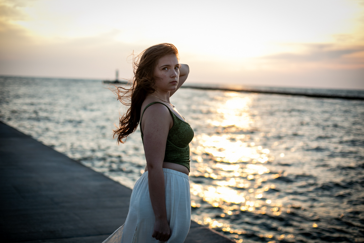 senior pictures on the lakeshore