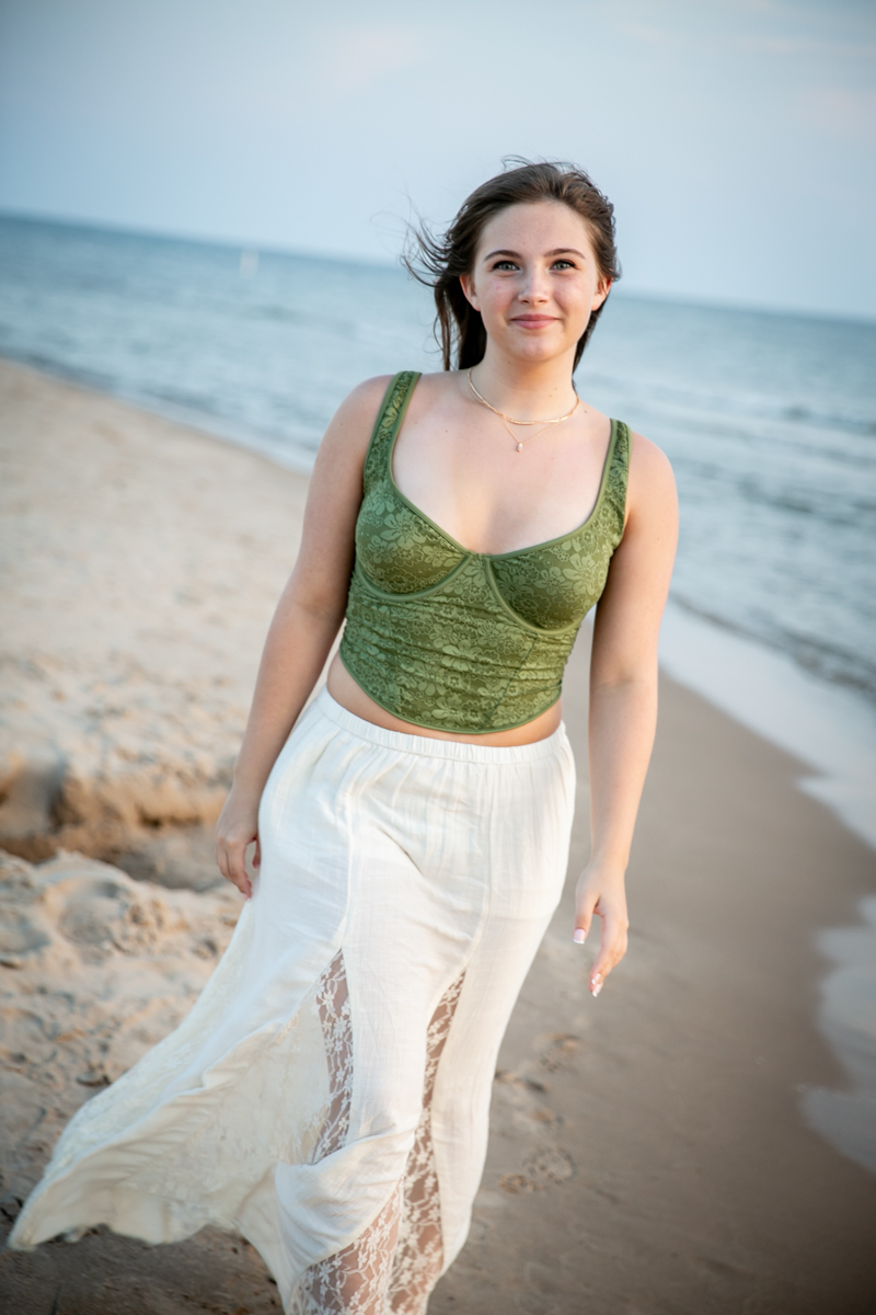 senior pictures on the lakeshore