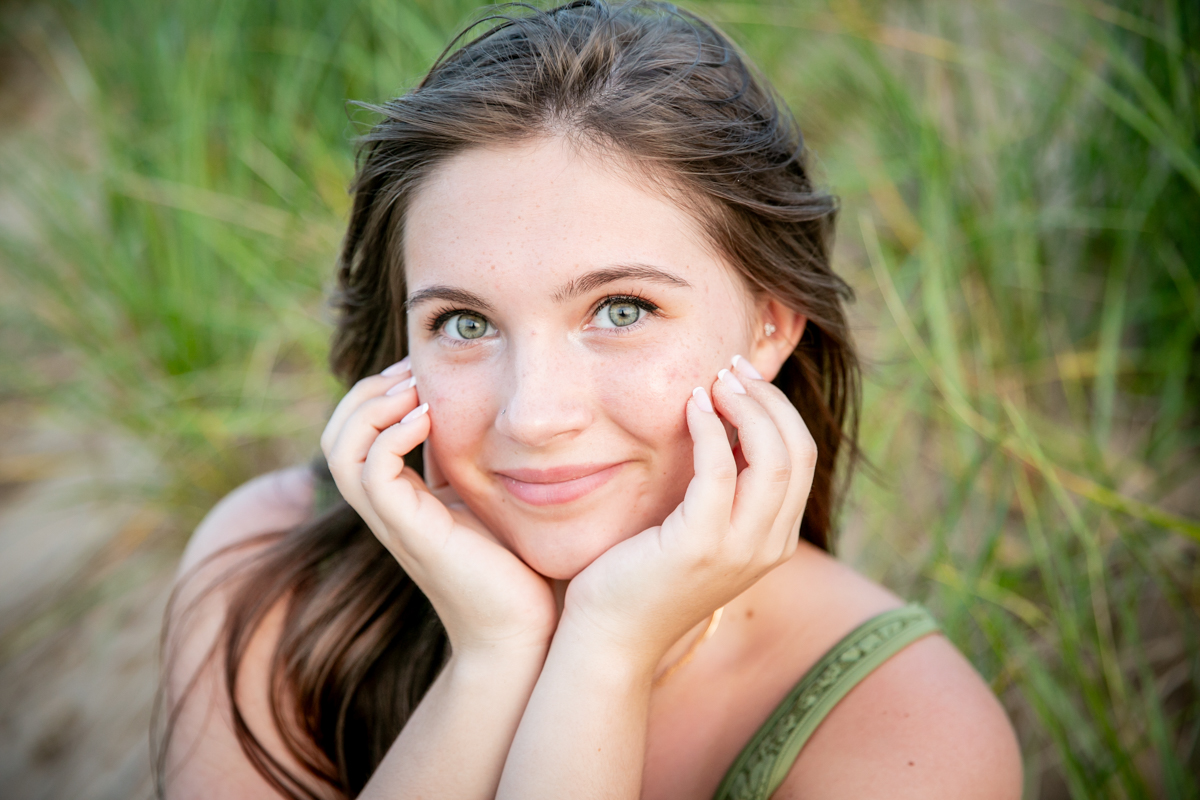 senior pictures on the lakeshore